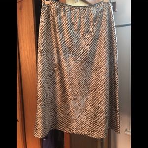 Pablo, mid length patterned skirt, size 10